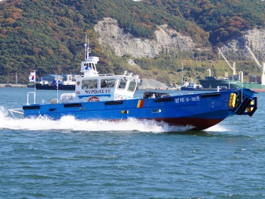 Oil Skimmer boats of Korea Coast Guard (2013)